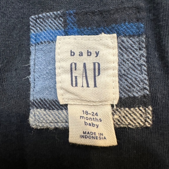 *GENTLY WORN* babyGap 18-24 M Quilted Plaid Button-Up Shacket - Picture 6 of 6